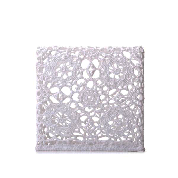 CROCHET TABLE MOOOI