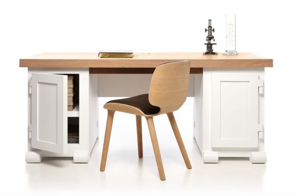 PAPER DESK MOOOI