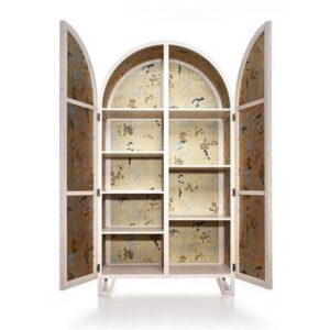 TUDOR CUPBOARD