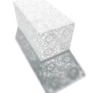 CROCHET TABLE MOOOI