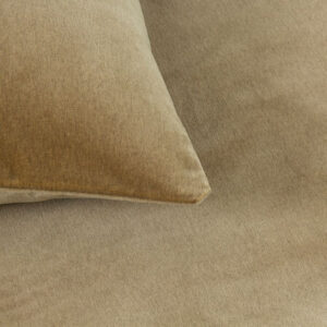 ДЕКОРАТИВНА ВЪЗГЛАВНИЦА LUXURY CASHMERE VELVET SAVAGE BEIGE