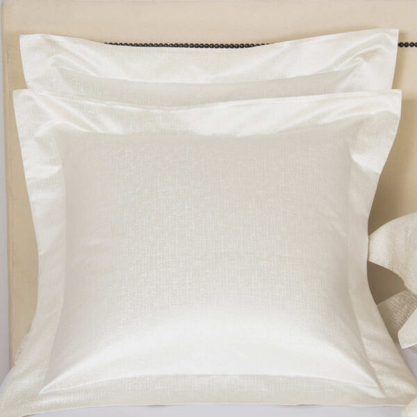 Калъфка за възглавница Luxury Glowing Weave Milk 65x65