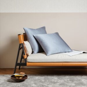 ДЕКОРАТИВНА ВЪЗГЛАВНИЦА LUXURY HERRINGBONE DARK AZURE