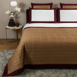 Покривка за легло Rectangular Light Quilt Camel/Amaryllis