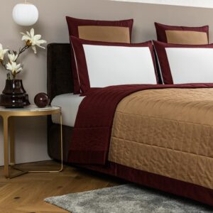 Покривка за легло Rectangular Light Quilt Camel/Amaryllis