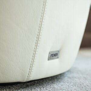 Кресло Eos Leather Fendi