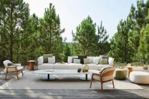 Луксозни градински мебели 3 | Elegant Living Луксозни градински мебели 3 - бял диван