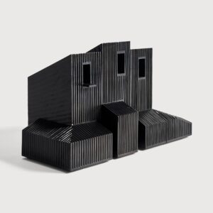 Декорация Black Modern Farm House
