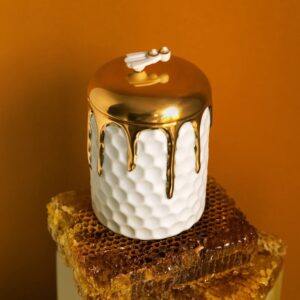 Свещ Beehive