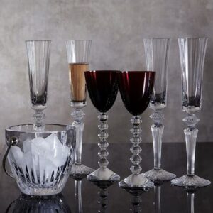 Кристални чаши BACCARAT за бляскави наздравици в новогишната нощ 1