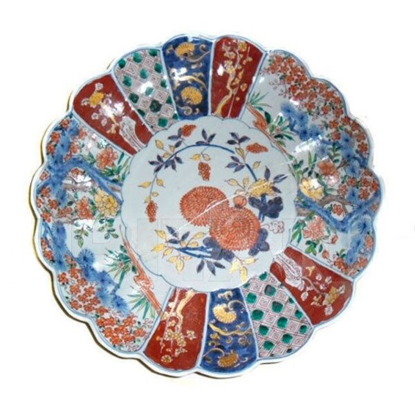 Плато Imari Lotus
